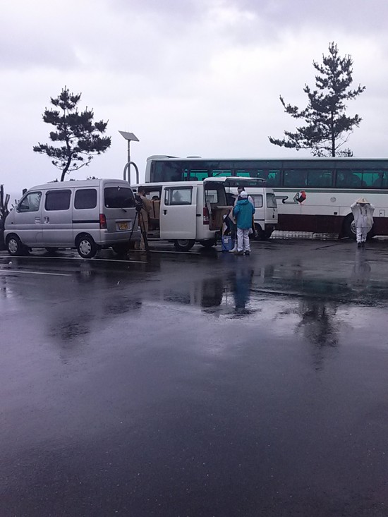 この日は雨のため写真があまり撮れなかった。ここ二十三士温泉で昼食のためバス移動。