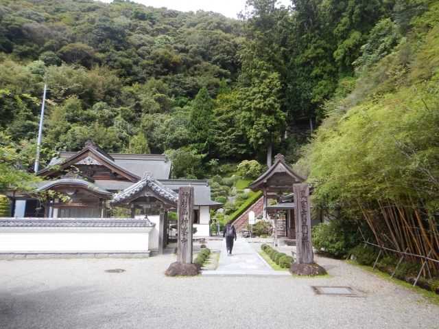 ２７番神峯寺に到着